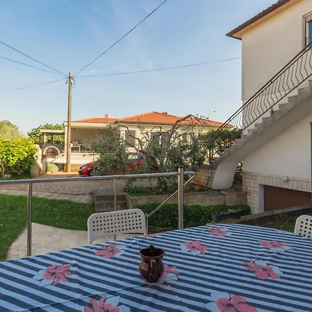 6992a Apartment *