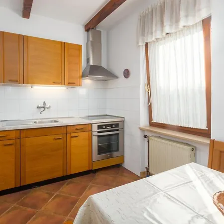 Apartment 6992a