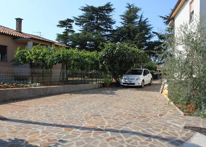 6992a * Umag