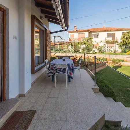 Apartment 6992a